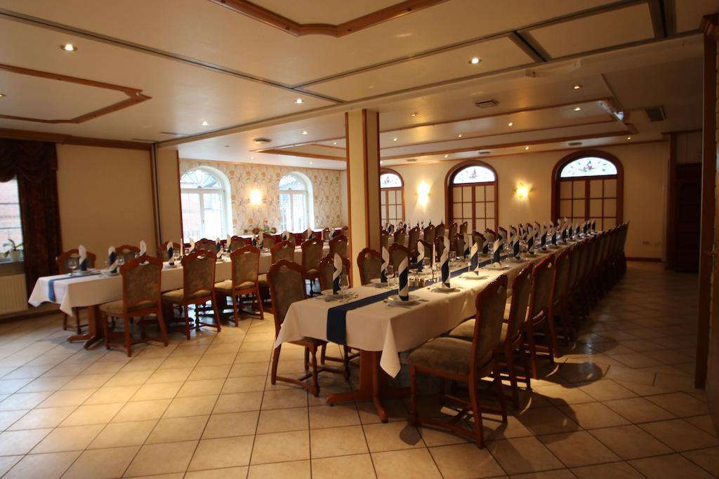 Hotel -Winterfelder Hof Apenburg-Winterfeld Eksteriør bilde